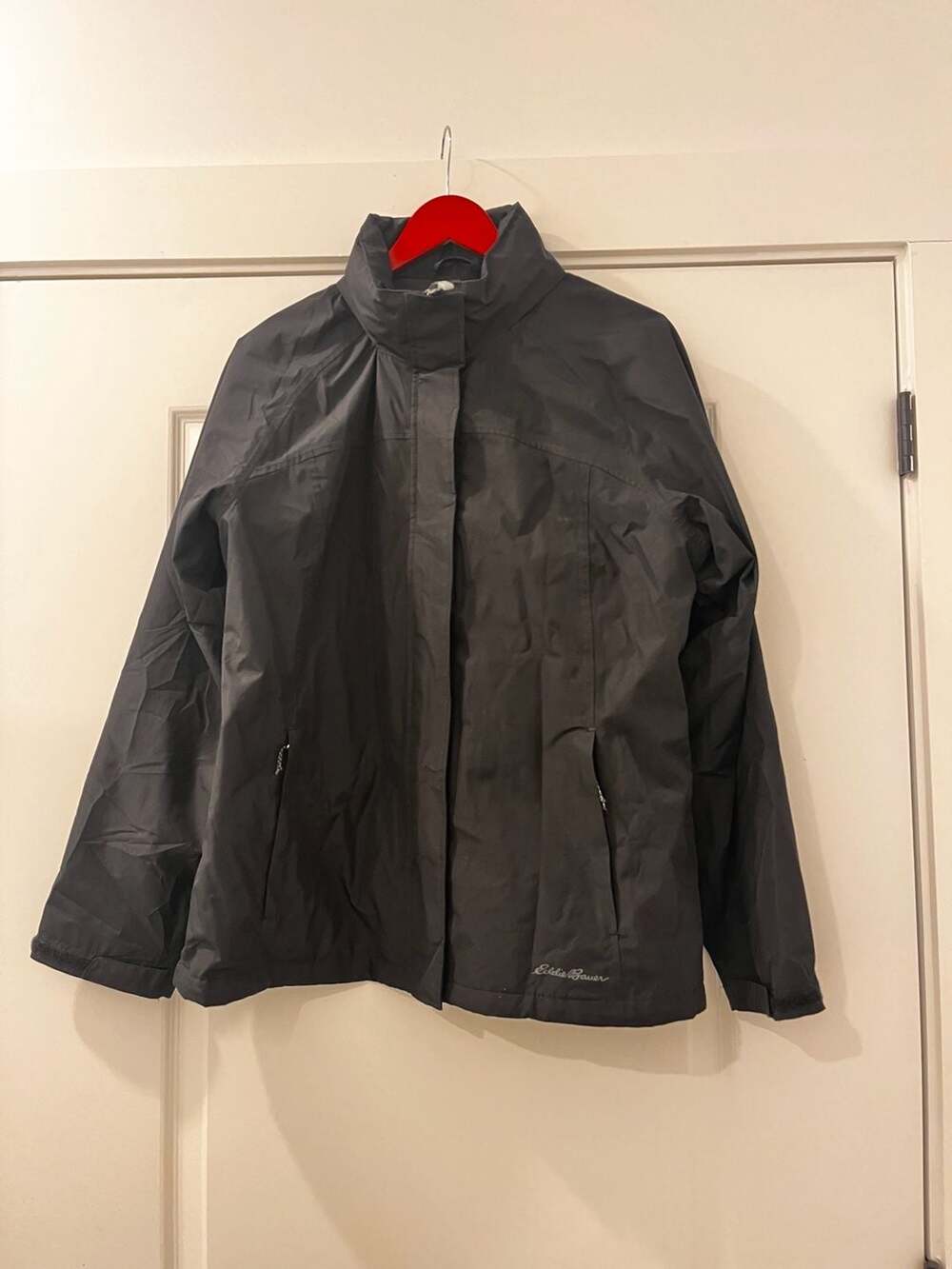 Eddie Bauer Women's Black Rainfoil Packable Jacket